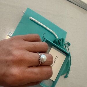 Tiffany & Co. Silver Ring with White Pearl-Paloma Picasso